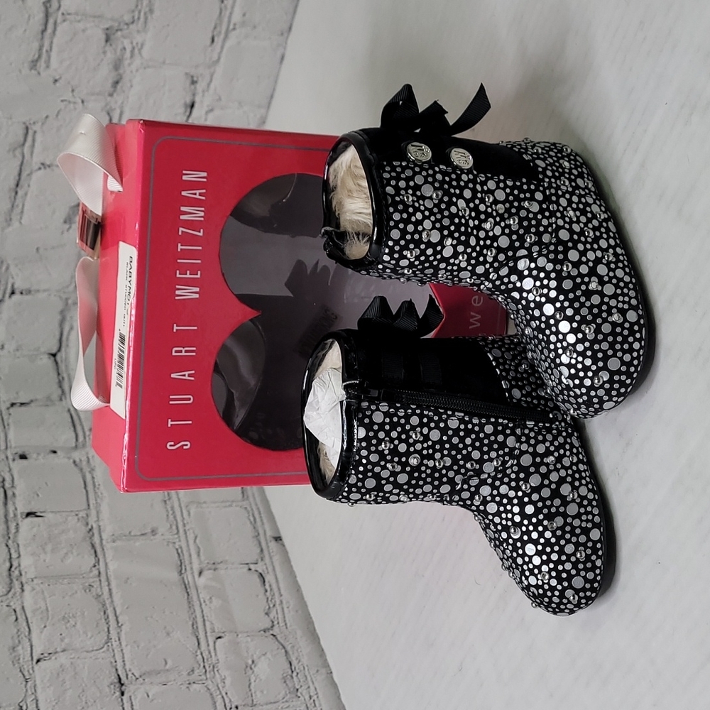 NWT stuart weitzman baby Pali studded moto boots